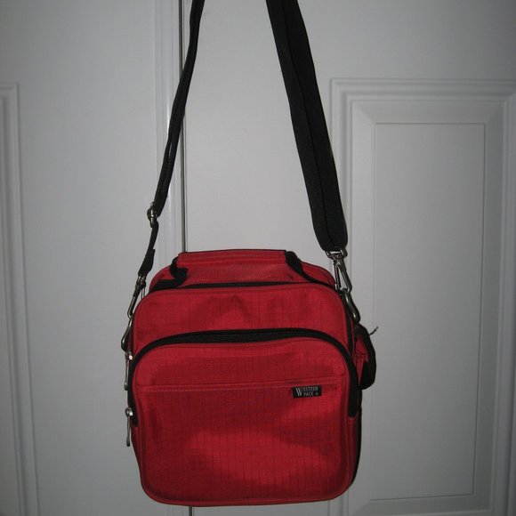 WESTERN PACK BRIGHT RED BAG - Picture 1 of 5